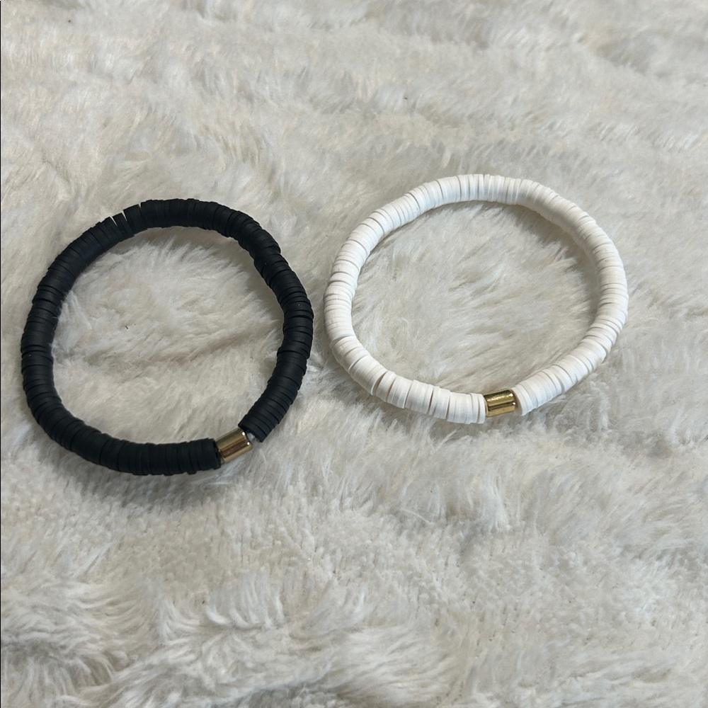 Stylish Black and White Hair Bands - Picture 3 of 3